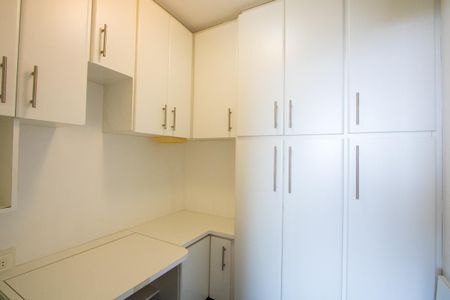 Apartamento à venda com 260m², 4 quartos e 4 vagas Apartamento à venda com 260m², 4 quartos e 4 vagasDespensa