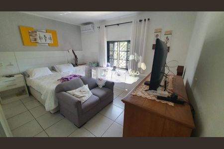 Casa à venda com 297m², 4 quartos e 5 vagas