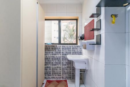Apartamento para alugar com 177m², 3 quartos e 3 vagas Apartamento para alugar com 177m², 3 quartos e 3 vagasÁrea de Serviço