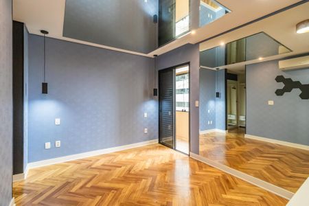 Apartamento para alugar com 177m², 3 quartos e 3 vagas Apartamento para alugar com 177m², 3 quartos e 3 vagasSuíte 2