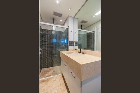 Apartamento para alugar com 177m², 3 quartos e 3 vagas Apartamento para alugar com 177m², 3 quartos e 3 vagasBanheiro da Suíte 2