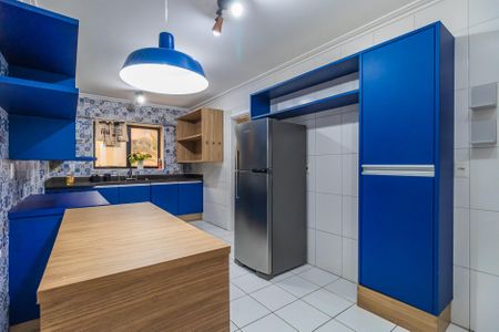 Apartamento para alugar com 177m², 3 quartos e 3 vagas Apartamento para alugar com 177m², 3 quartos e 3 vagasCozinha