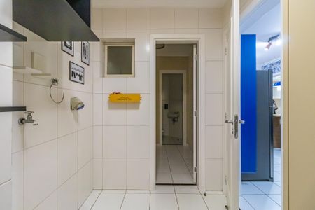 Apartamento para alugar com 177m², 3 quartos e 3 vagas Apartamento para alugar com 177m², 3 quartos e 3 vagasÁrea de Serviço