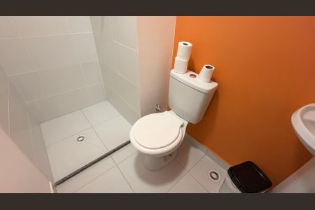 Apartamento para alugar com 25m², 1 quarto e sem vaga Apartamento para alugar com 25m², 1 quarto e sem vagaBanheiro