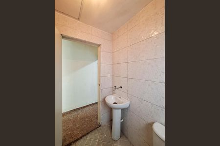 Casa para alugar com 90m², 3 quartos e sem vaga Casa para alugar com 90m², 3 quartos e sem vagaBanheiro