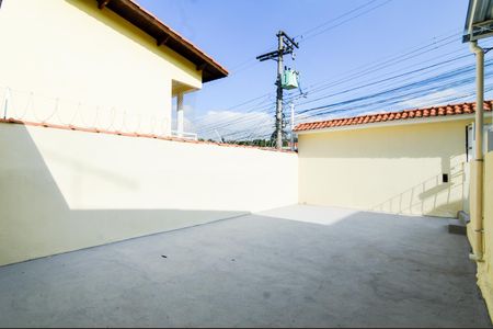 Casa para alugar com 250m², 3 quartos e 4 vagasQuintal