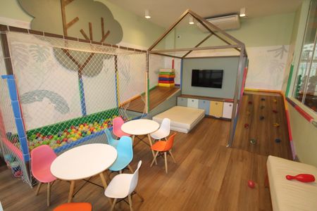 Apartamento para alugar com 65m², 2 quartos e 1 vagaÁrea comum - Brinquedoteca