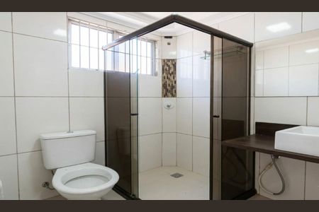 Banheiro de apartamento para alugar com 2 quartos, 38m² em Mato Grande, Canoas