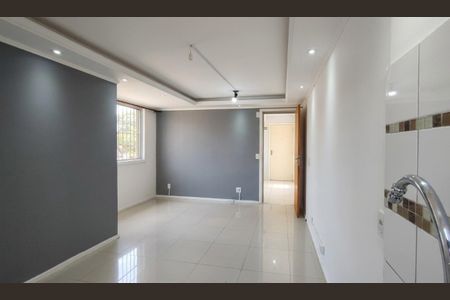 Sala / Cozinha  de apartamento para alugar com 2 quartos, 38m² em Mato Grande, Canoas
