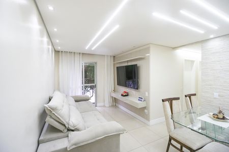Apartamento à venda com 65m², 3 quartos e 1 vaga Apartamento à venda com 65m², 3 quartos e 1 vagaSala de estar