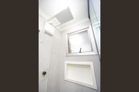 Apartamento à venda com 65m², 3 quartos e 1 vaga Apartamento à venda com 65m², 3 quartos e 1 vagaChuveiro