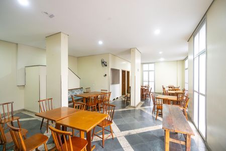Apartamento à venda com 65m², 3 quartos e 1 vaga Apartamento à venda com 65m², 3 quartos e 1 vagaSalão de festas