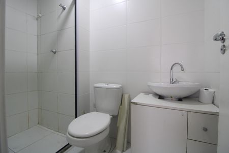 Banheiro da suíte de apartamento para alugar com 1 quarto, 27m² em Jardim Prudência, São Paulo