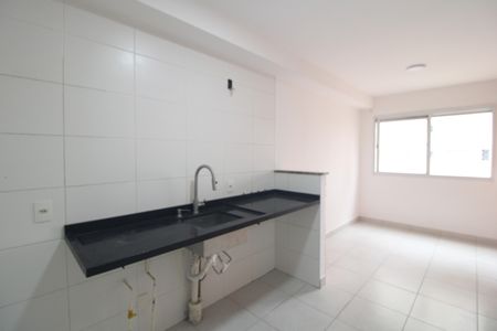 Cozinha de apartamento para alugar com 1 quarto, 27m² em Jardim Prudência, São Paulo