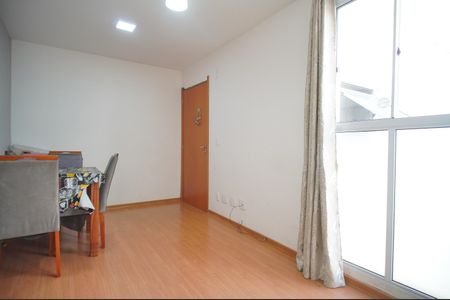 Apartamento para alugar com 45m², 2 quartos e 1 vagaSala