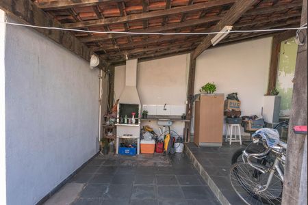 Casa para alugar com 320m², 2 quartos e 8 vagas Casa para alugar com 320m², 2 quartos e 8 vagasChurrasqueira