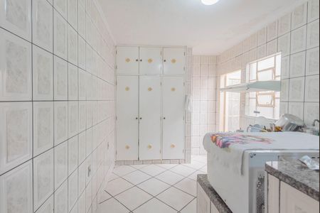 Casa para alugar com 320m², 2 quartos e 8 vagas Casa para alugar com 320m², 2 quartos e 8 vagasCozinha