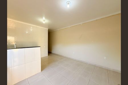 Casa para alugar com 70m², 2 quartos e 1 vagaSala