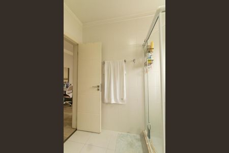 Casa de condomínio à venda com 134m², 3 quartos e 2 vagasBanheiro da Suite