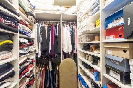Casa de condomínio à venda com 134m², 3 quartos e 2 vagasCloset da suíte