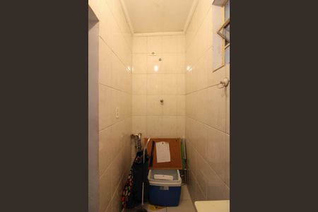 Casa à venda com 120m², 4 quartos e 2 vagasBanheiro Suíte 