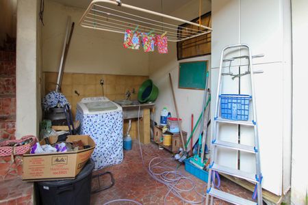 Casa à venda com 120m², 4 quartos e 2 vagasÁrea de Serviço