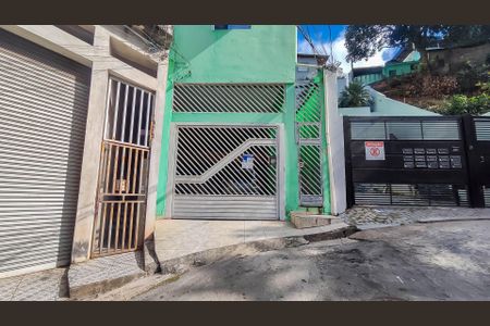 Casa para alugar com 55m², 2 quartos e 1 vagaFachada