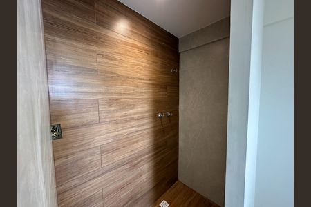 Apartamento para alugar com 56m², 2 quartos e 1 vaga Apartamento para alugar com 56m², 2 quartos e 1 vagaBanheiro da Suíte 1