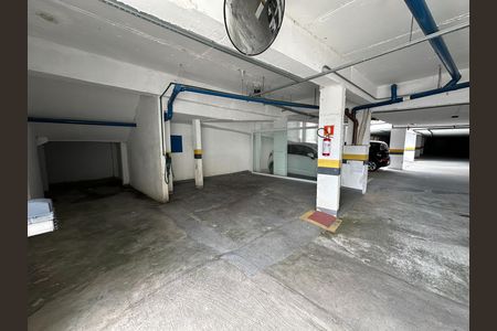 Apartamento para alugar com 56m², 2 quartos e 1 vaga Apartamento para alugar com 56m², 2 quartos e 1 vagaÁrea comum - Lava jato coletivo