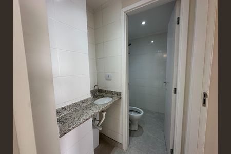 Apartamento para alugar com 56m², 2 quartos e 1 vaga Apartamento para alugar com 56m², 2 quartos e 1 vagaBanheiro Corredor