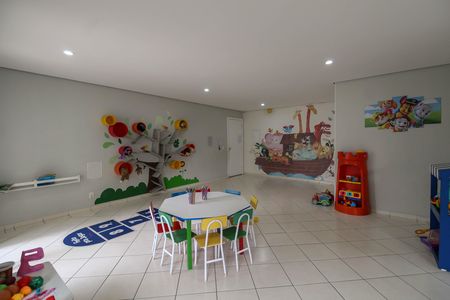 Apartamento à venda com 76m², 3 quartos e 1 vaga Apartamento à venda com 76m², 3 quartos e 1 vagaBrinquedoteca