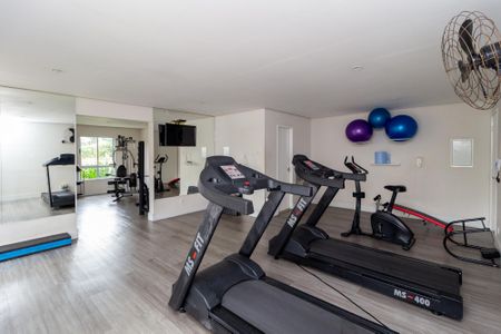 Apartamento à venda com 76m², 3 quartos e 1 vaga Apartamento à venda com 76m², 3 quartos e 1 vagaAcademia