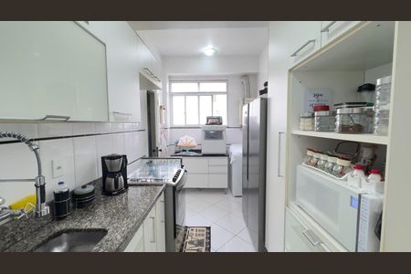 Apartamento para alugar com 90m², 3 quartos e 2 vagas Apartamento para alugar com 90m², 3 quartos e 2 vagasCozinha