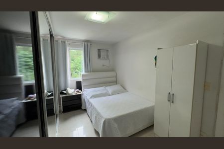 Quarto de apartamento para alugar com 3 quartos, 90m² em Recreio dos Bandeirantes, Rio de Janeiro