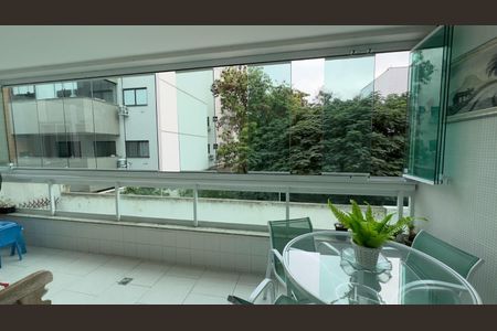 Apartamento para alugar com 90m², 3 quartos e 2 vagas Apartamento para alugar com 90m², 3 quartos e 2 vagasVaranda