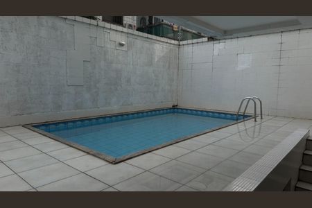 Apartamento para alugar com 90m², 3 quartos e 2 vagas Apartamento para alugar com 90m², 3 quartos e 2 vagasPiscina