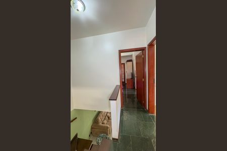 Casa à venda com 206m², 3 quartos e 2 vagas Casa à venda com 206m², 3 quartos e 2 vagasCorredor