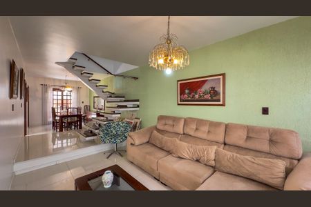 Sala de casa à venda com 3 quartos, 206m² em Santo Amaro, São Paulo