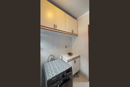 Casa à venda com 206m², 3 quartos e 2 vagas Casa à venda com 206m², 3 quartos e 2 vagasÁrea de Serviço