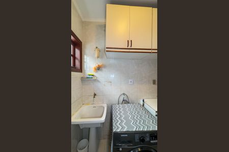 Casa à venda com 206m², 3 quartos e 2 vagas Casa à venda com 206m², 3 quartos e 2 vagasÁrea de Serviço