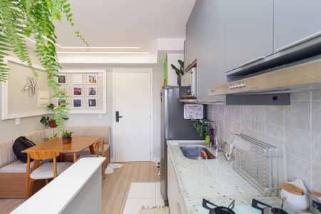 Apartamento para alugar com 29m², 1 quarto e 1 vaga Apartamento para alugar com 29m², 1 quarto e 1 vagaCozinha e área de serviço