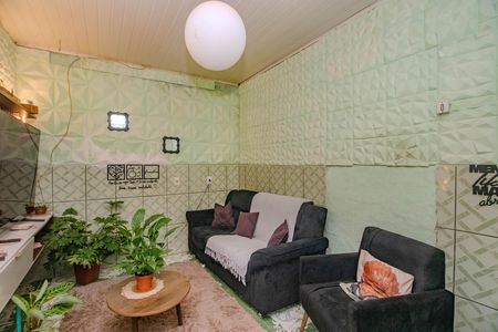 Sala de casa à venda com 2 quartos, 300m² em Rubem Berta, Porto Alegre