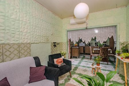 Sala de casa à venda com 2 quartos, 300m² em Rubem Berta, Porto Alegre