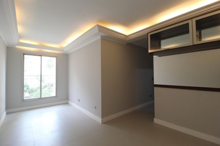 Sala de apartamento para alugar com 2 quartos, 50m² em Moema, São Paulo