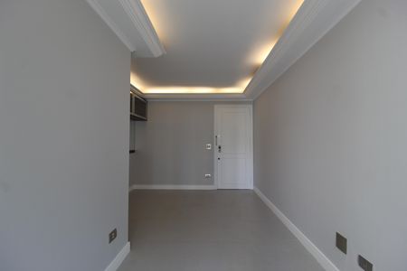 Sala de apartamento para alugar com 2 quartos, 50m² em Moema, São Paulo
