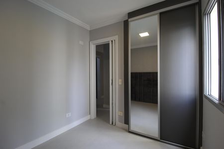 Quarto 2 de apartamento para alugar com 2 quartos, 50m² em Moema, São Paulo