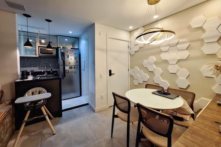 Apartamento à venda com 65m², 2 quartos e 1 vagaSala
