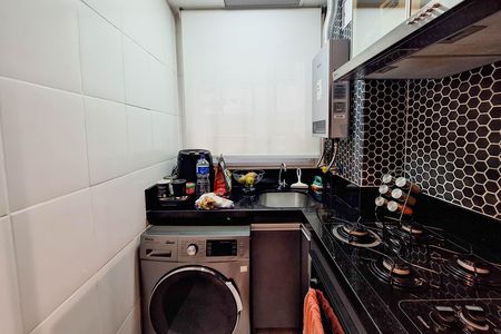 Apartamento à venda com 65m², 2 quartos e 1 vagaÁrea de Serviço