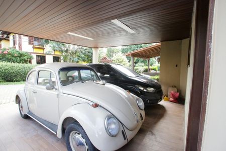 Casa de condomínio à venda com 400m², 4 quartos e 6 vagasGaragem