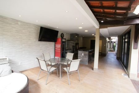 Casa de condomínio à venda com 400m², 4 quartos e 6 vagasAérea Gourmet